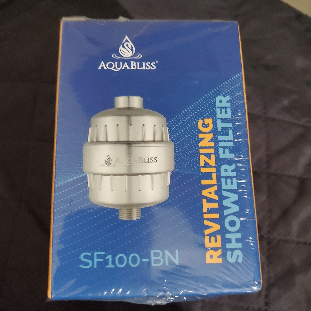 NWT AquaBliss Revitalizing Showerhead - SF100-BN